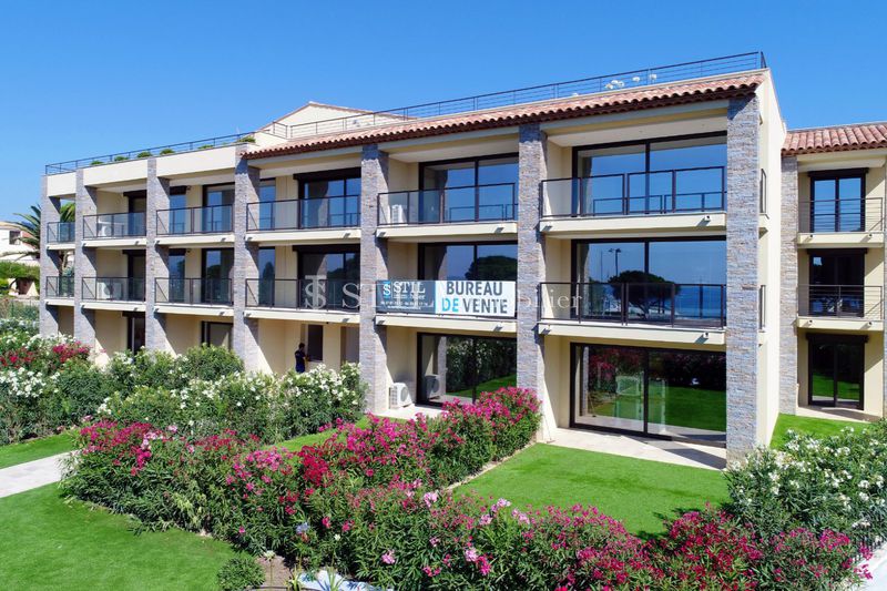 Photo Appartement Les Issambres Bord de mer, Neuf appartement 2 pièces 35 m²