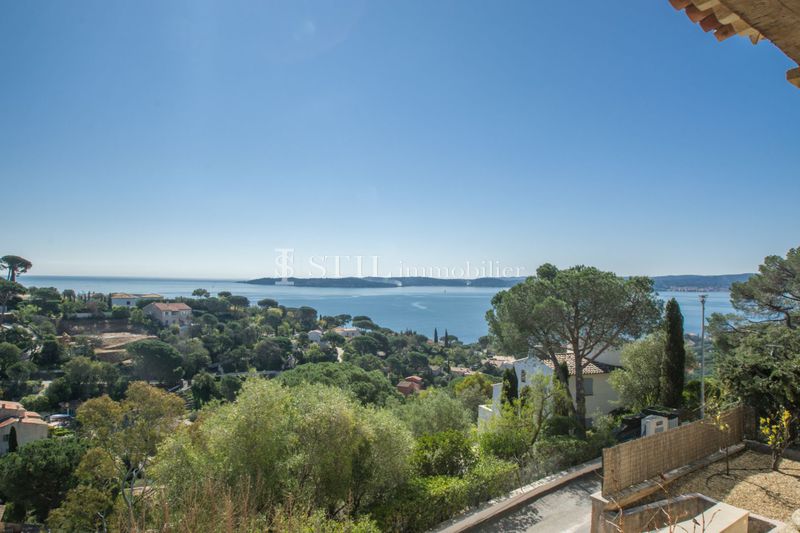 Vente villa Sainte-Maxime Vente villa Sainte-Maxime Villa Sainte-Maxime Proche centre-ville, achat villa 4 chambres 285 m²