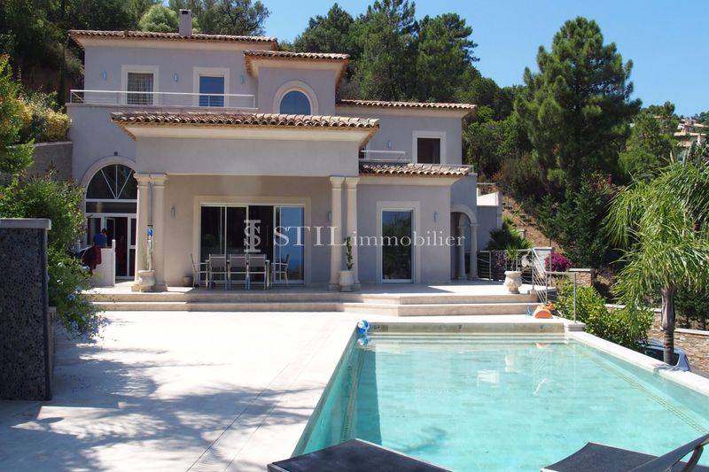 Photo Villa Les Issambres Proche plages, achat villa 5 chambres 280 m²