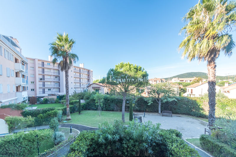 Photo Apartment Sainte-Maxime Centre-ville, to buy apartment 3 rooms 90 m²