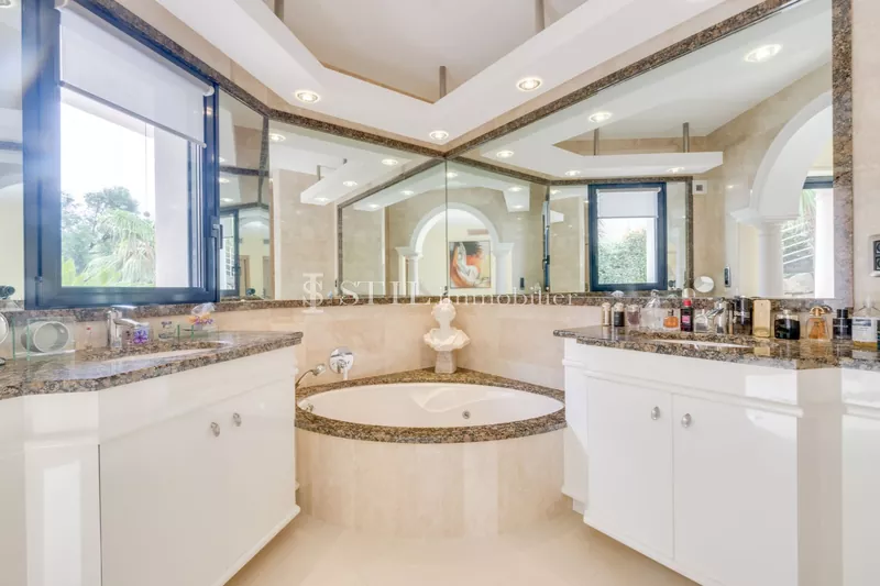 Vente villa Sainte-Maxime  