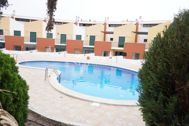 Vente appartement Charneca de Caparica Vente appartement Charneca de Caparica Apartment Charneca de Caparica Proche plages, to buy apartment 3 rooms 140 m²