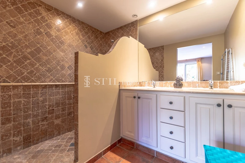Vente immeuble Sainte-Maxime  