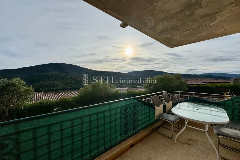 Vente appartement Sainte-Maxime  Apartment Sainte-Maxime   to buy apartment  2 rooms   44&nbsp;m&sup2;