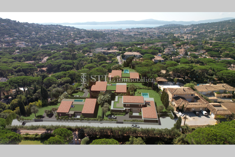 Vente villa Sainte-Maxime  Villa Sainte-Maxime   achat villa  4 chambres   264&nbsp;m&sup2;