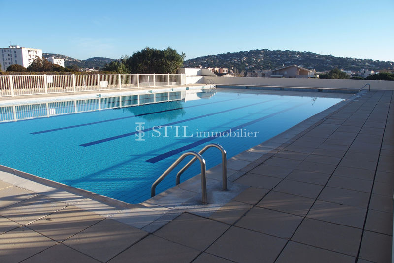 Photo Appartement Sainte-Maxime Proche centre-ville, achat appartement 1 pièce 13 m²