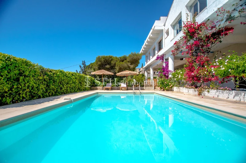 Vente villa Les Issambres  Villa Les Issambres   achat villa  10 chambres   515&nbsp;m&sup2;