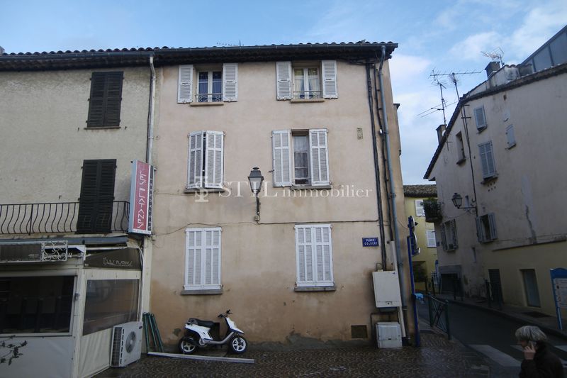 Photo Idéal investisseur Sainte-Maxime Centre-ville, to buy idéal investisseur 10 rooms 249 m²