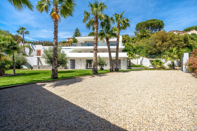 Photo n°1 - Vente Maison villa Sainte-Maxime 83120 - 3 695 000 €