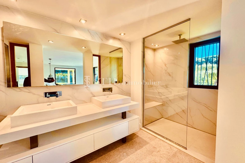 Photo n°6 - Vente Maison villa Sainte-Maxime 83120 - 2 990 000 €