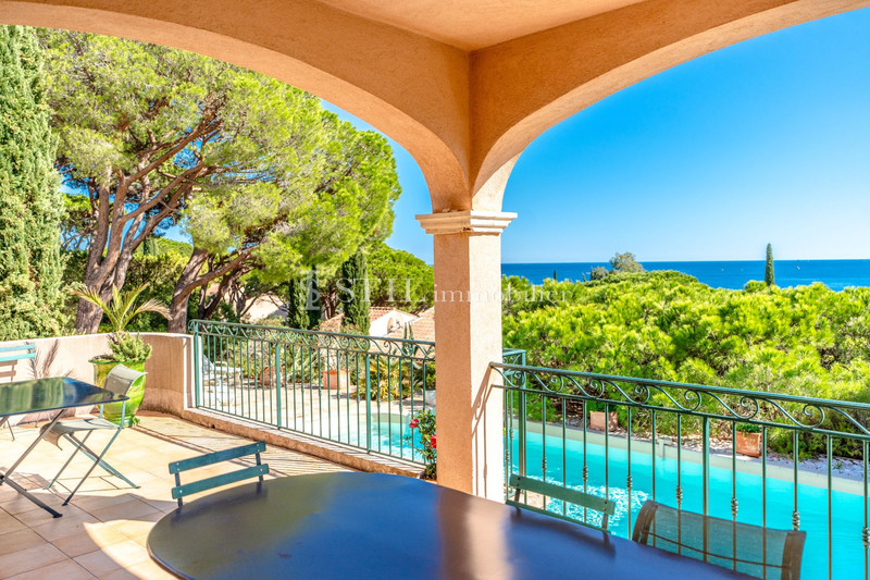 Vente villa Sainte-Maxime  Villa Sainte-Maxime   achat villa  4 chambres   170&nbsp;m&sup2;