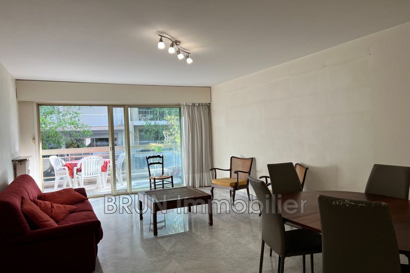 Photo Apartment Antibes Centre,   to buy apartment  3 rooms   79&nbsp;m&sup2;