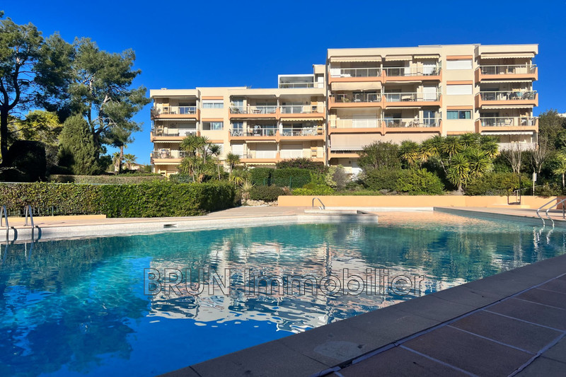 appartement  3 pièces  Antibes Fontmerle  85 m² -   