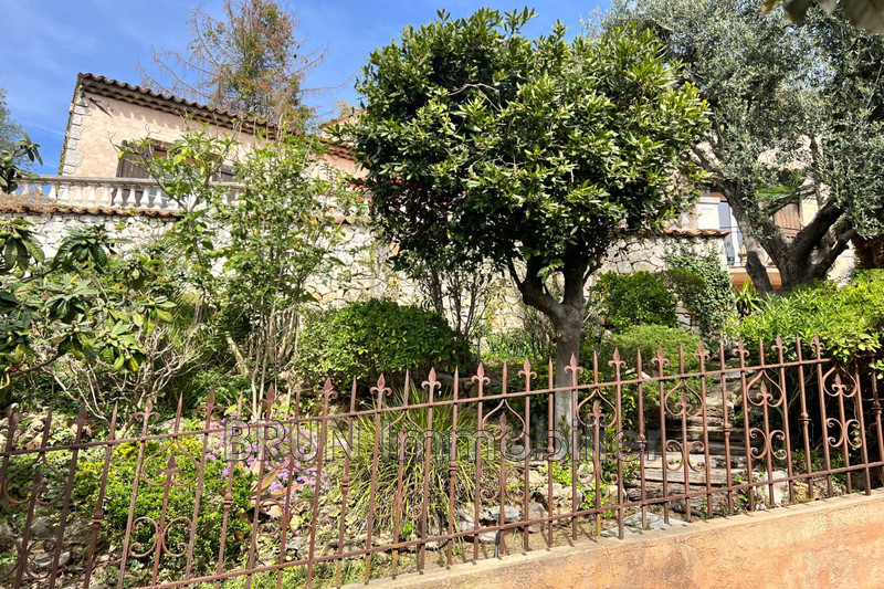 Villa provençale Antibes Brusquets,   achat villa provençale  3 chambres   160&nbsp;m&sup2;