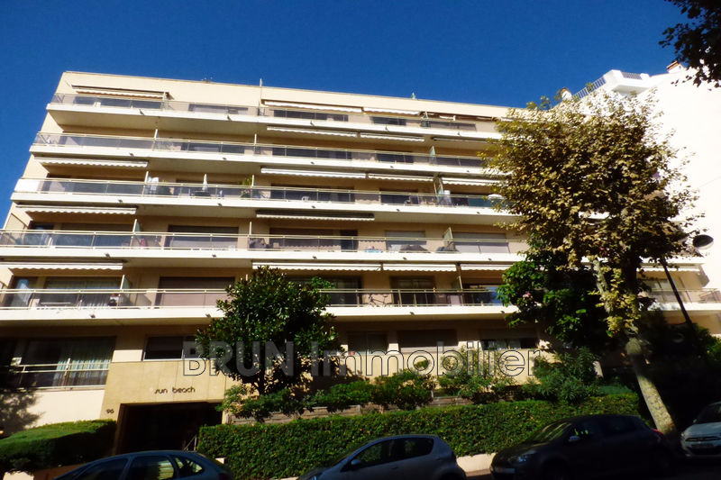 vente Appartement Juan-les-pins Centre juan les pins Appartement Juan-les-Pins Centre juan les pins, achat appartement 2 pièces 54 m²