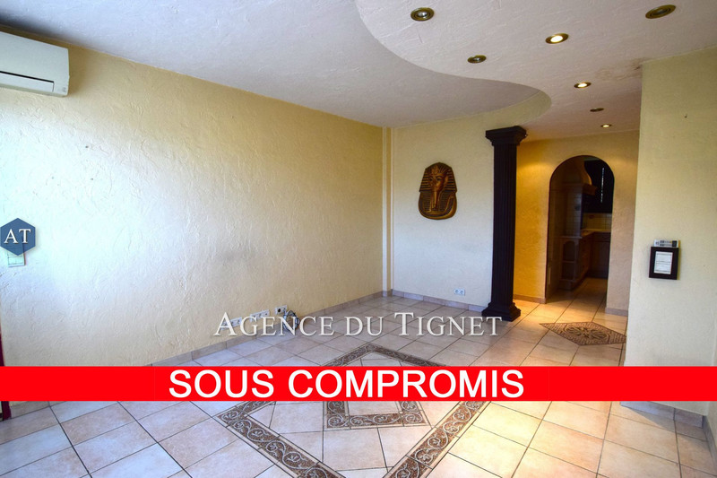 Apartment Grasse Centre-ville,   to buy apartment  3 rooms   55&nbsp;m&sup2;