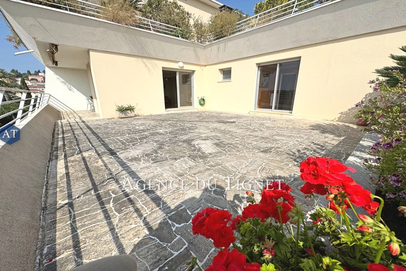 Apartment Grasse Résidentiel,   to buy apartment  5 rooms   110&nbsp;m&sup2;