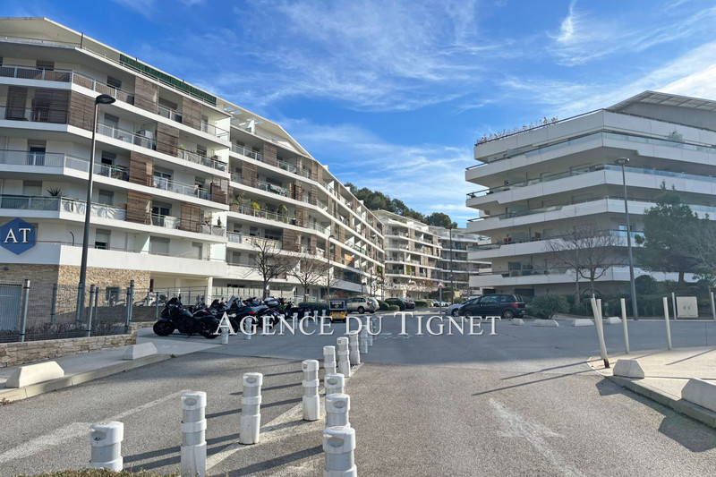 Appartement Cannes-la-Bocca Résidentiel,   achat appartement  2 pièces   39&nbsp;m&sup2;