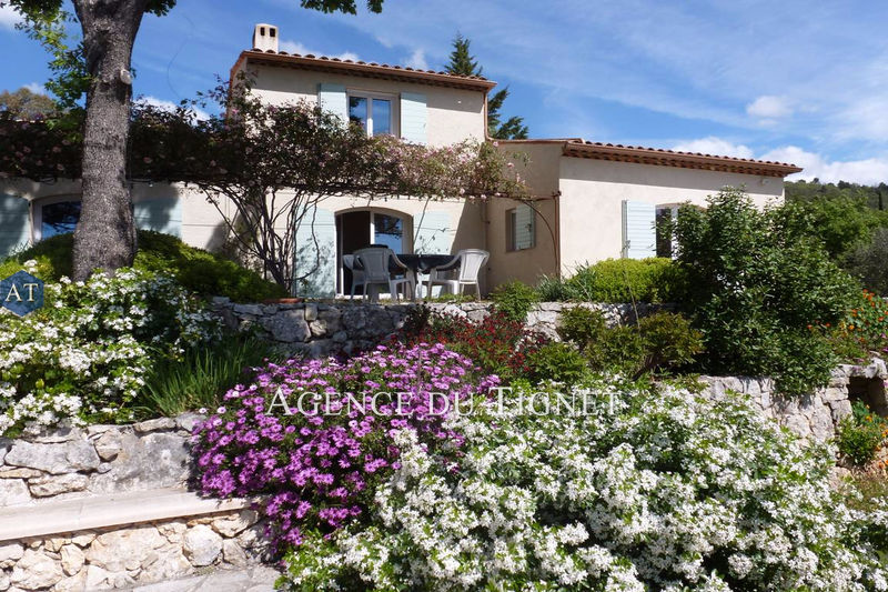 Photo Villa Saint-Cézaire-sur-Siagne to buy villa 5 bedroom 200 m²