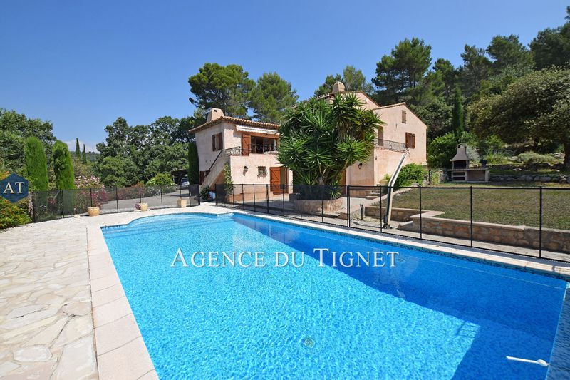 Photo Maison Saint-Cézaire-sur-Siagne achat maison 7 chambres 200 m²