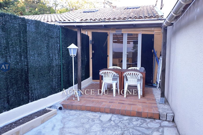 vente House Saint-vallier-de-thiey House Saint-Vallier-de-Thiey to buy house 1 bedroom 18 m²