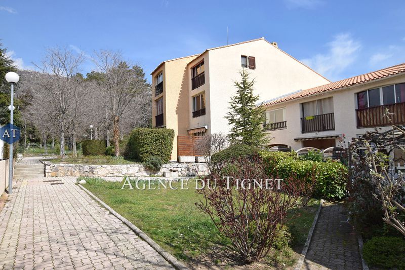 vente Appartement Saint-vallier-de-thiey Appartement Saint-Vallier-de-Thiey achat appartement 1 pièce 23 m²