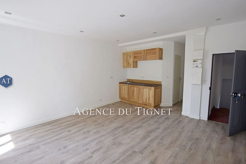 Photo Apartment Saint-Cézaire-sur-Siagne to buy apartment 2 rooms 32 m²