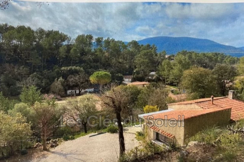 Photo n°2 - Location maison Méounes-lès-Montrieux 83136 - 1 350 €