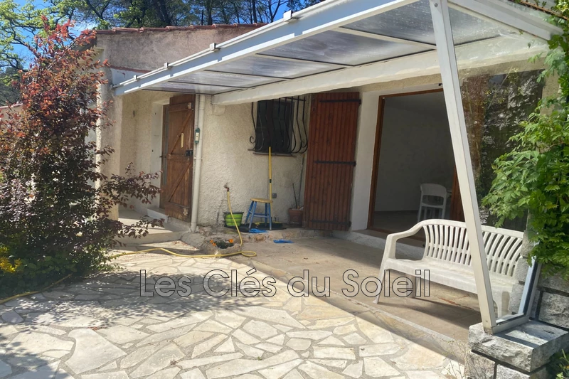 Photo n°3 - Location maison Méounes-lès-Montrieux 83136 - 1 350 €