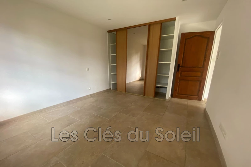 Location maison Méounes-lès-Montrieux  