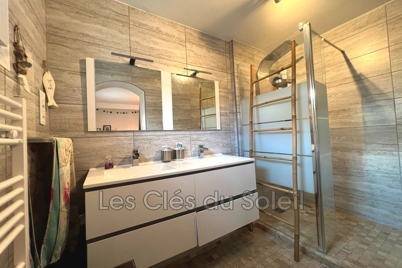 Photo n°7 - Location Maison villa La Valette-du-Var 83160 - 1 950 €
