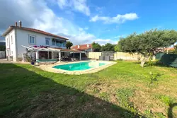 Location villa La Valette-du-Var  