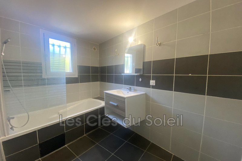 Photo n°6 - Location maison Cuers 83390 - 1 100 €