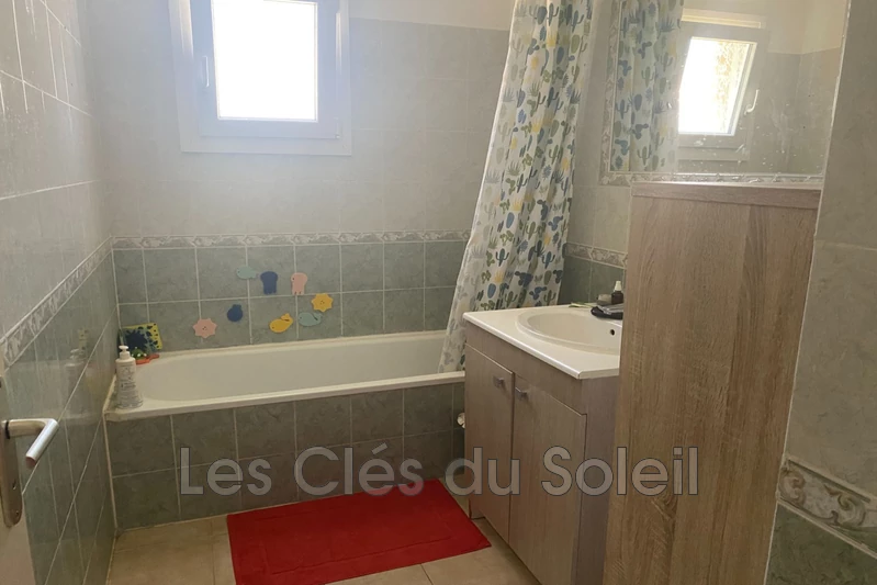 Location villa Cuers  