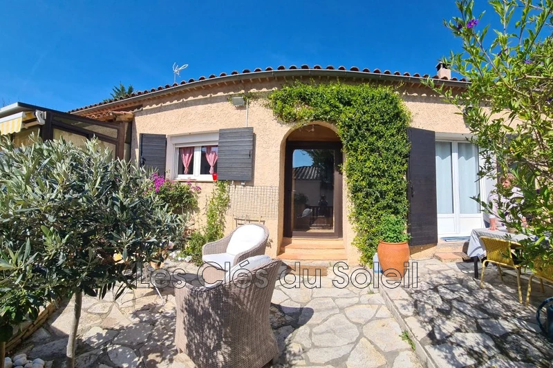 maison  3 pièces  Saint-Cyr-sur-Mer La miolane  134&nbsp;m&sup2; -   