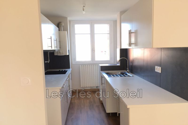 appartement  3 pièces  La Valette-du-Var Proximité centre ville  58 m² -   