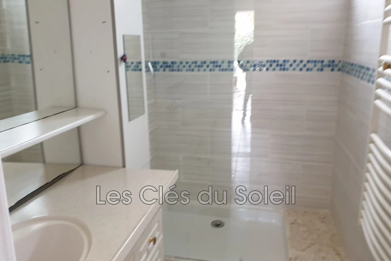 Location appartement Hyères  