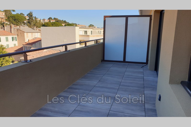 Photo n°1 - Location appartement Hyères 83400 - 700 €