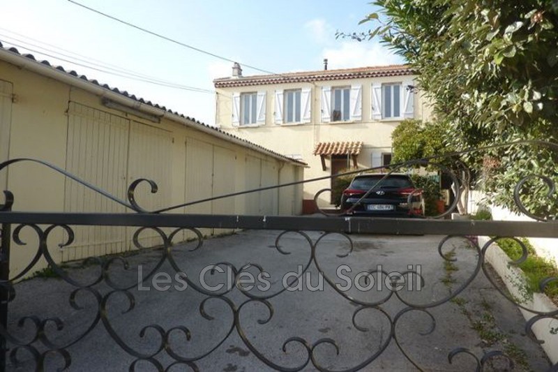 Photo n°1 - Location appartement Toulon 83100 - 444 €