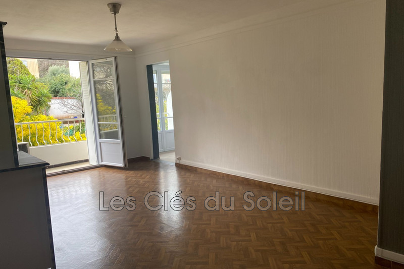 appartement  3 pièces  Toulon   55 m² -   