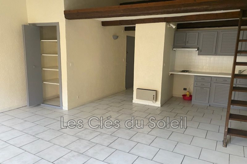 Photo n°2 - Location appartement Toulon 83100 - 620 €