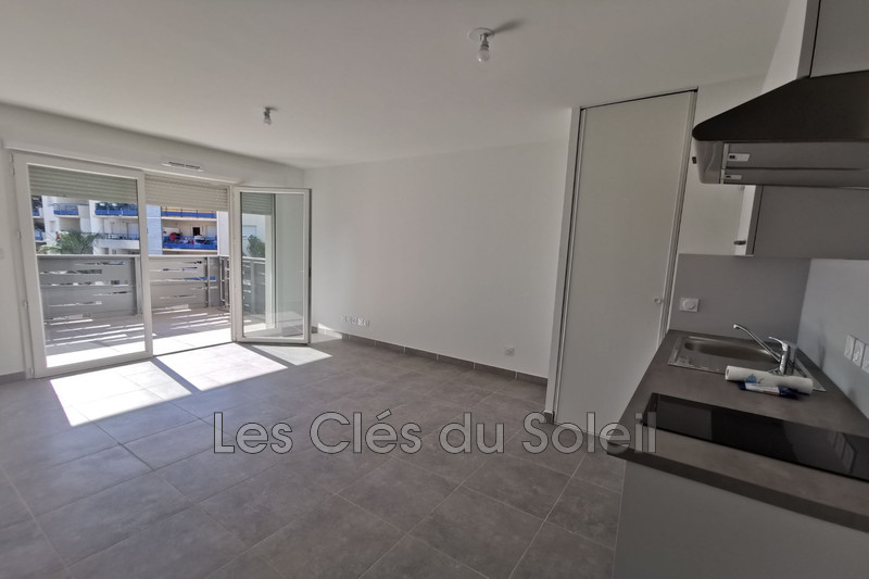 Photo n°2 - Location appartement Toulon 83000 - 692 €