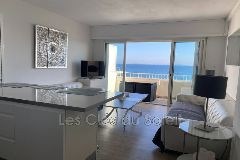 appartement  3 pièces  Hyères   45 m² -   