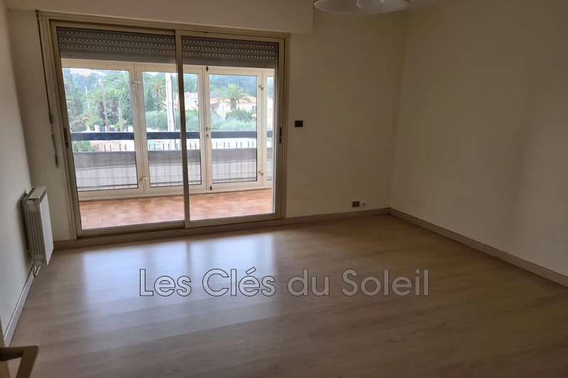appartement  2 pièces  Bandol Capelan  44&nbsp;m&sup2; -   