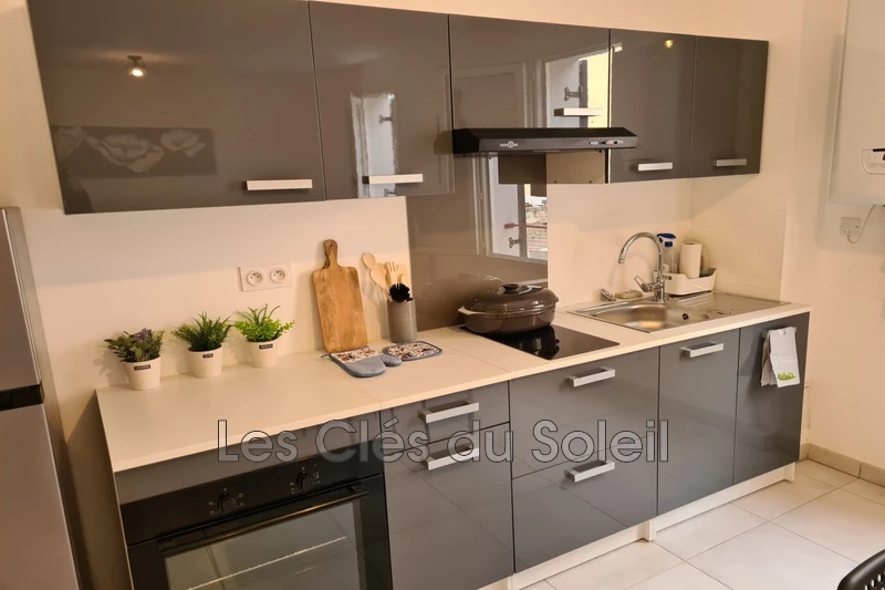 Location appartement Le Beausset  