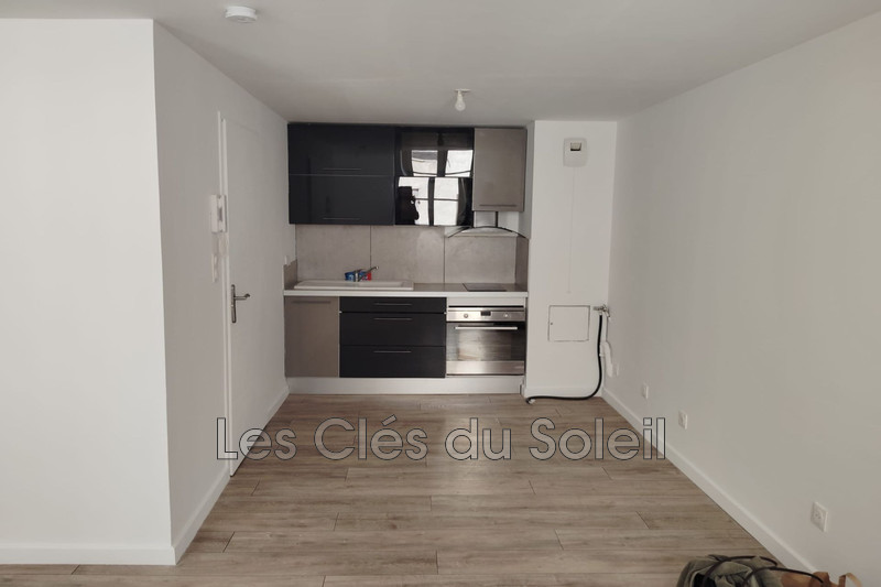 Photo n°2 - Location appartement Toulon 83000 - 585 €