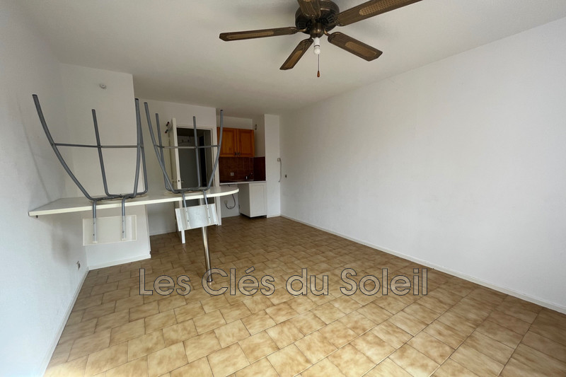Photo n°3 - Location appartement Bandol 83150 - 519 €
