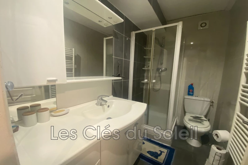Location appartement Hyères  