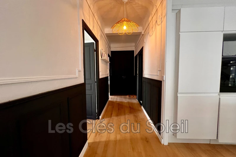 Location appartement Hyères  