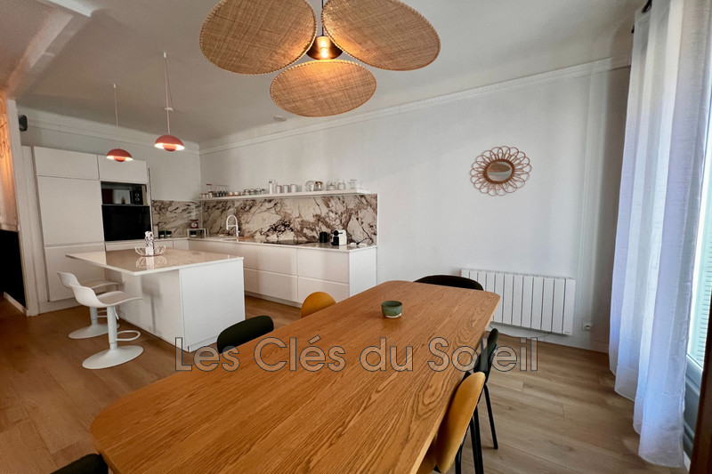 appartement  3 pièces  Hyères Centre-ville  79 m² -   